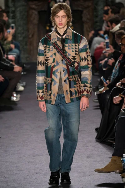 Look 51